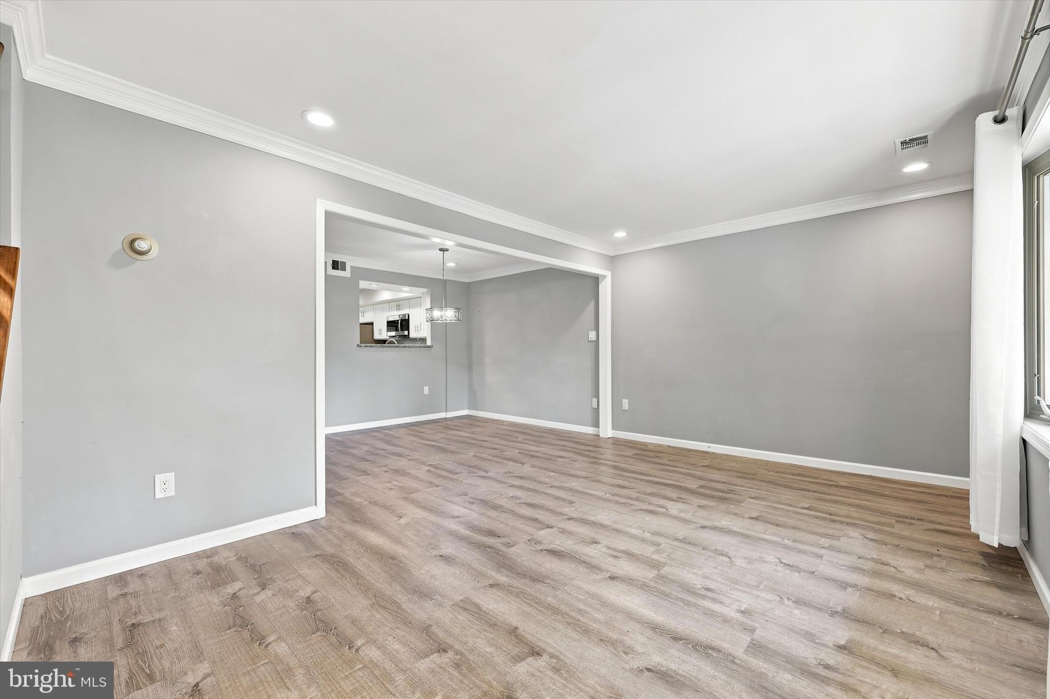106 WOODSIDE Circle – photo 4