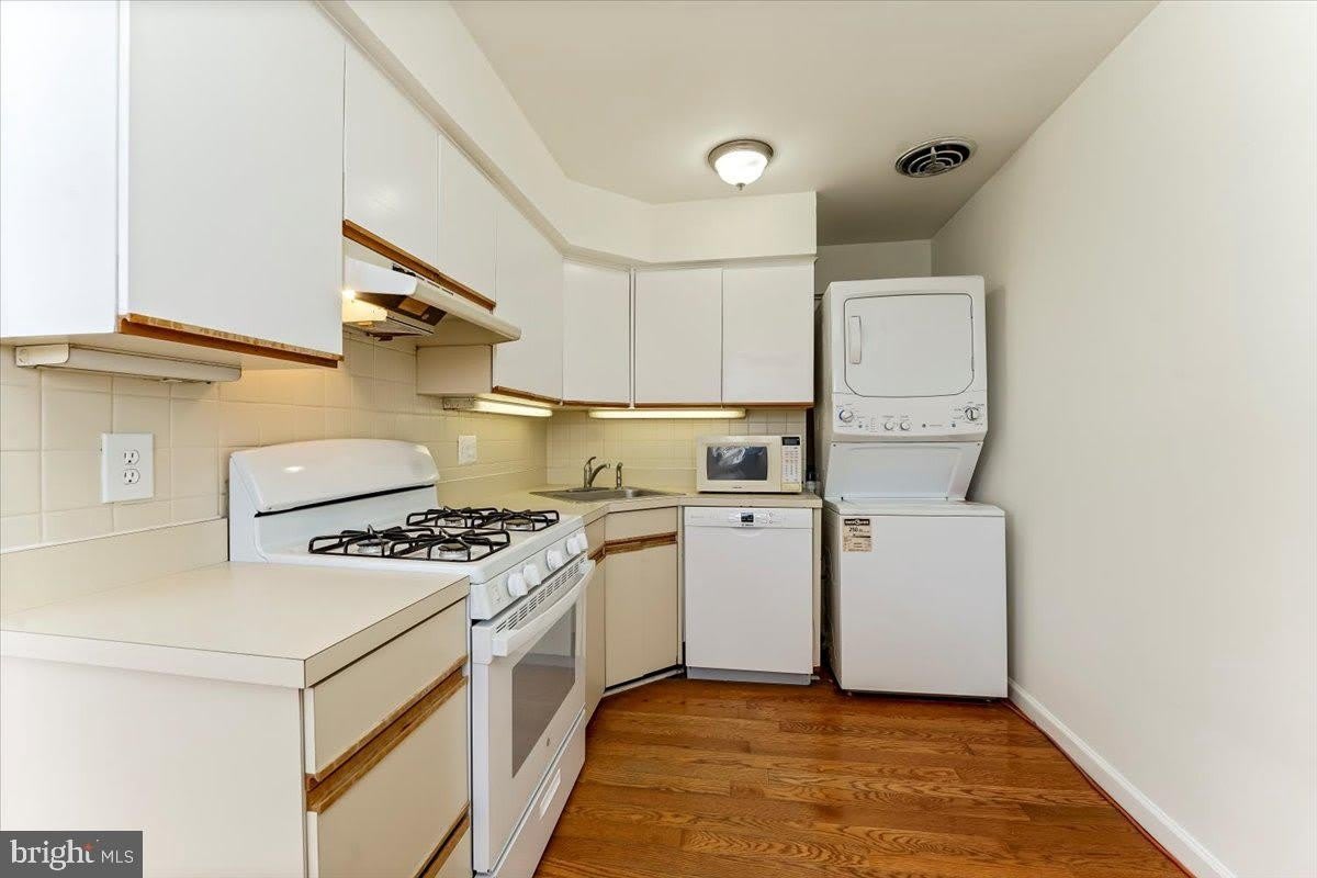 383 Lakeside Road – photo 5