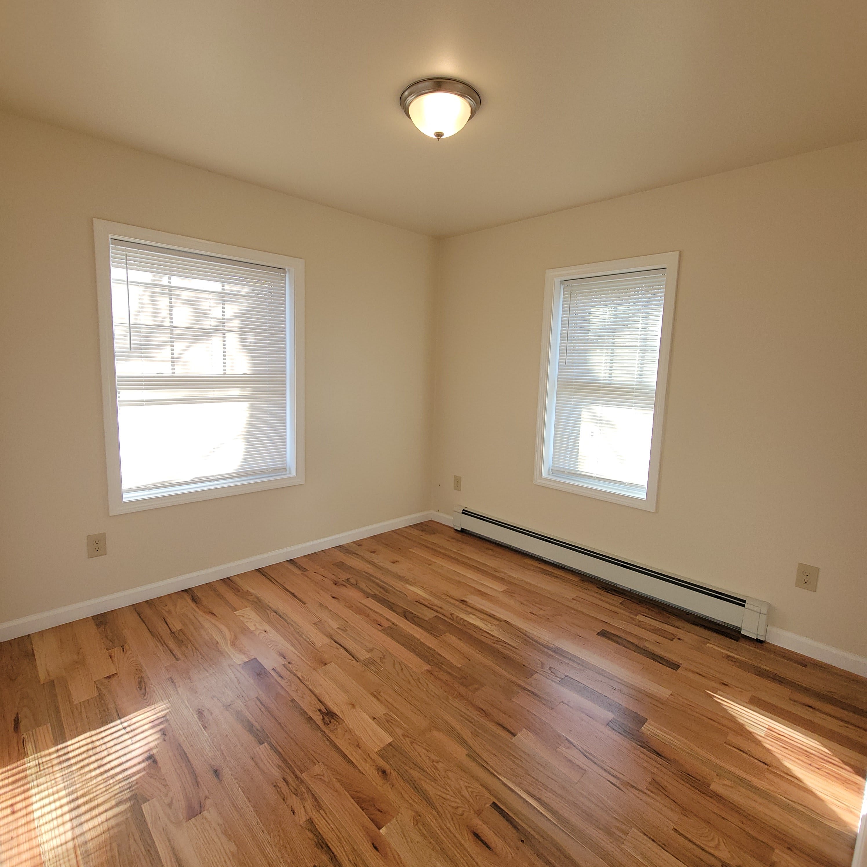 127 Carlisle St 2nd floor – photo 5