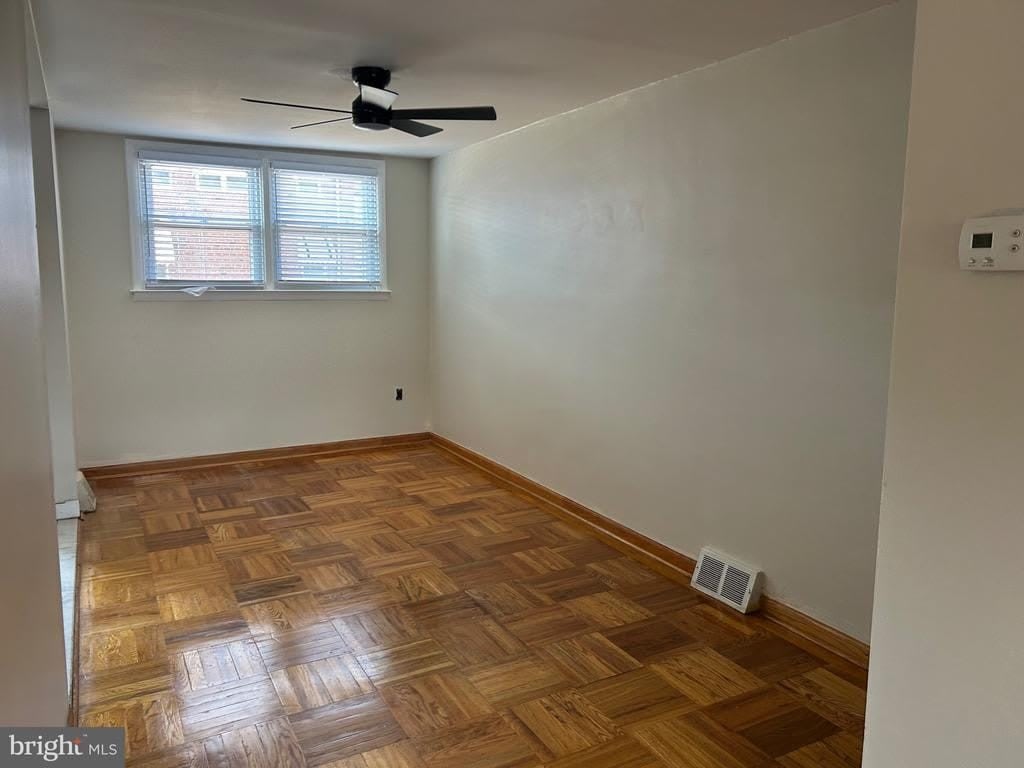 1538 CURTIN STREET – photo 4
