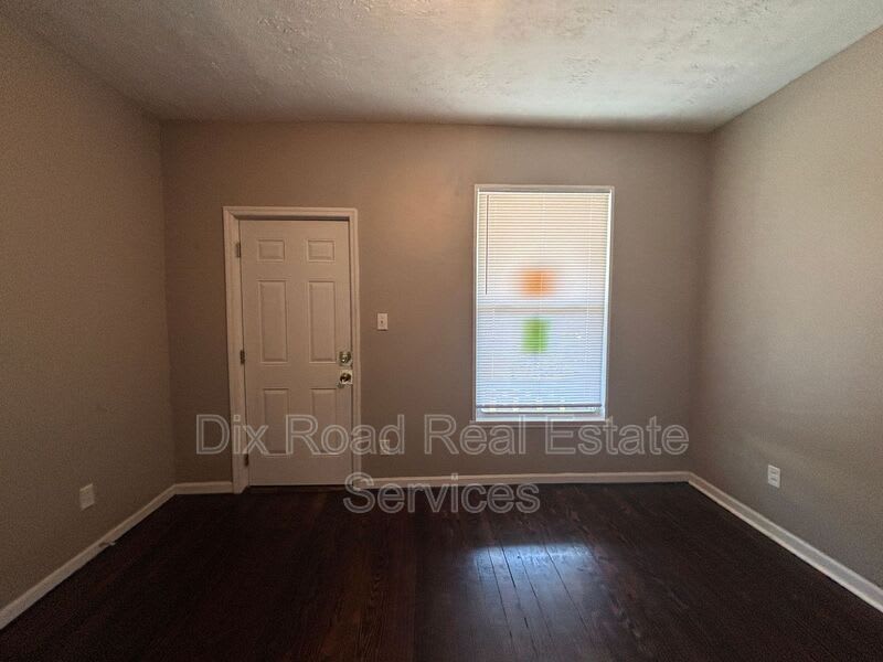 67 South McGee Street – photo 5