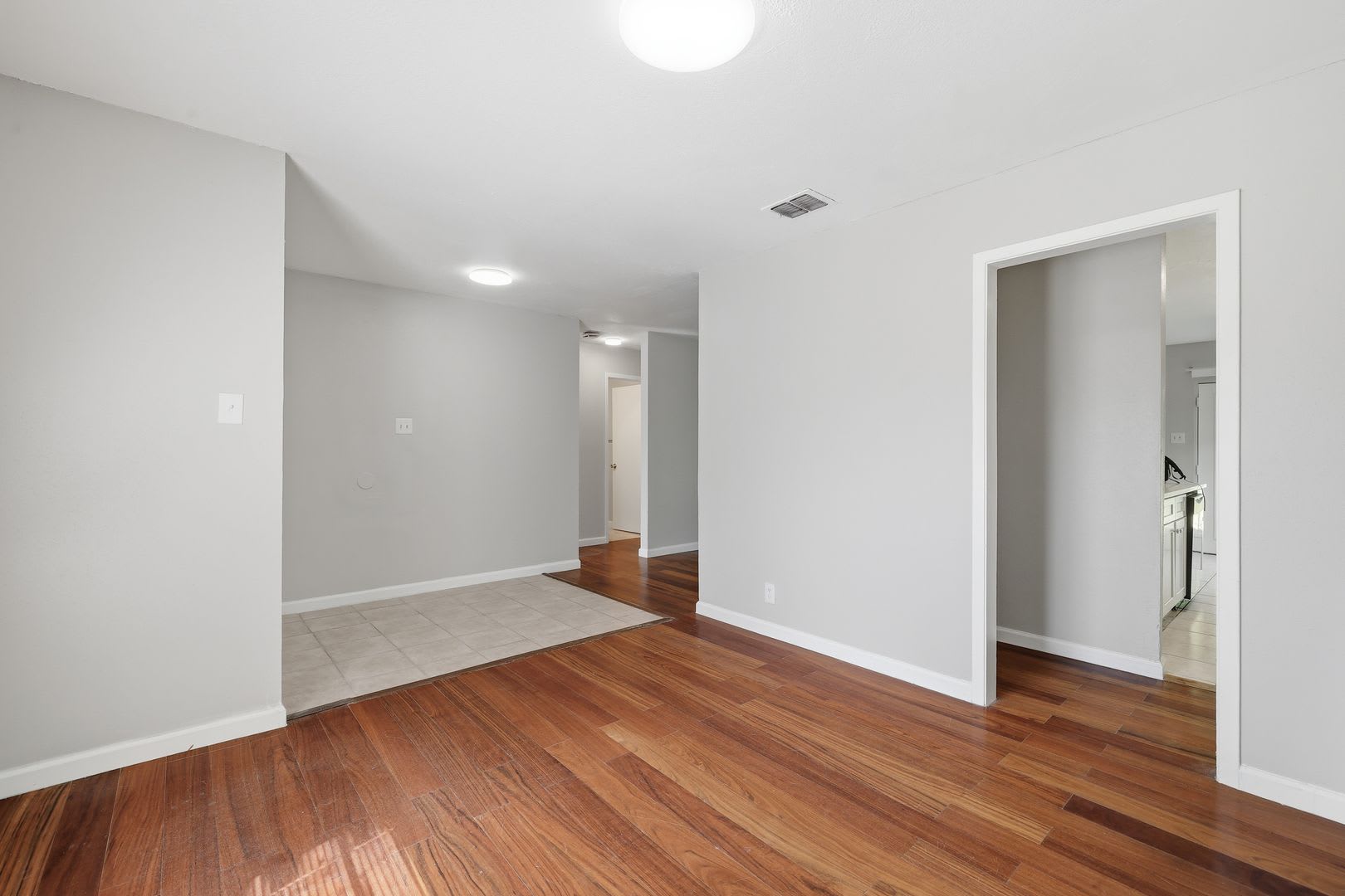 Fully Updated Single Story Home With Greenbelt Views – photo 4
