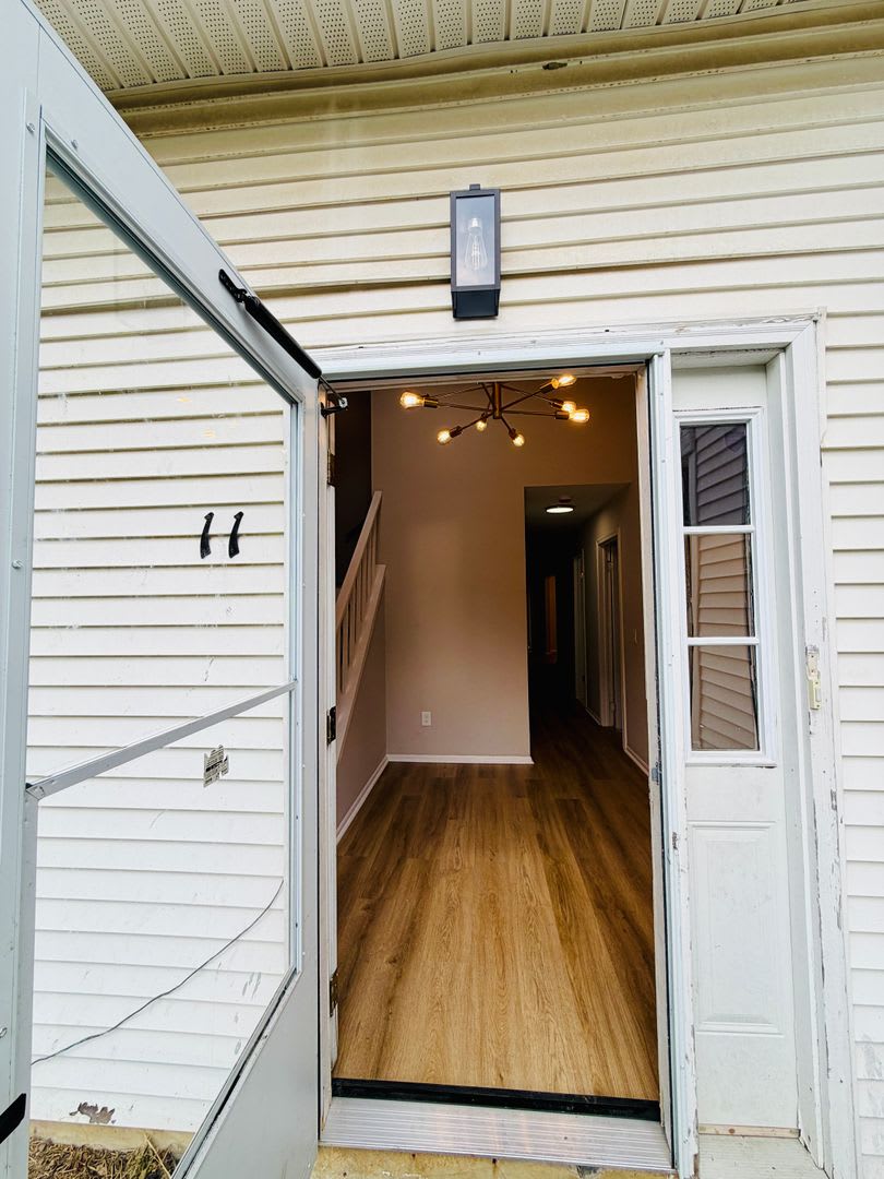Perfect Townhouse Rental in Sicklerville! – photo 2