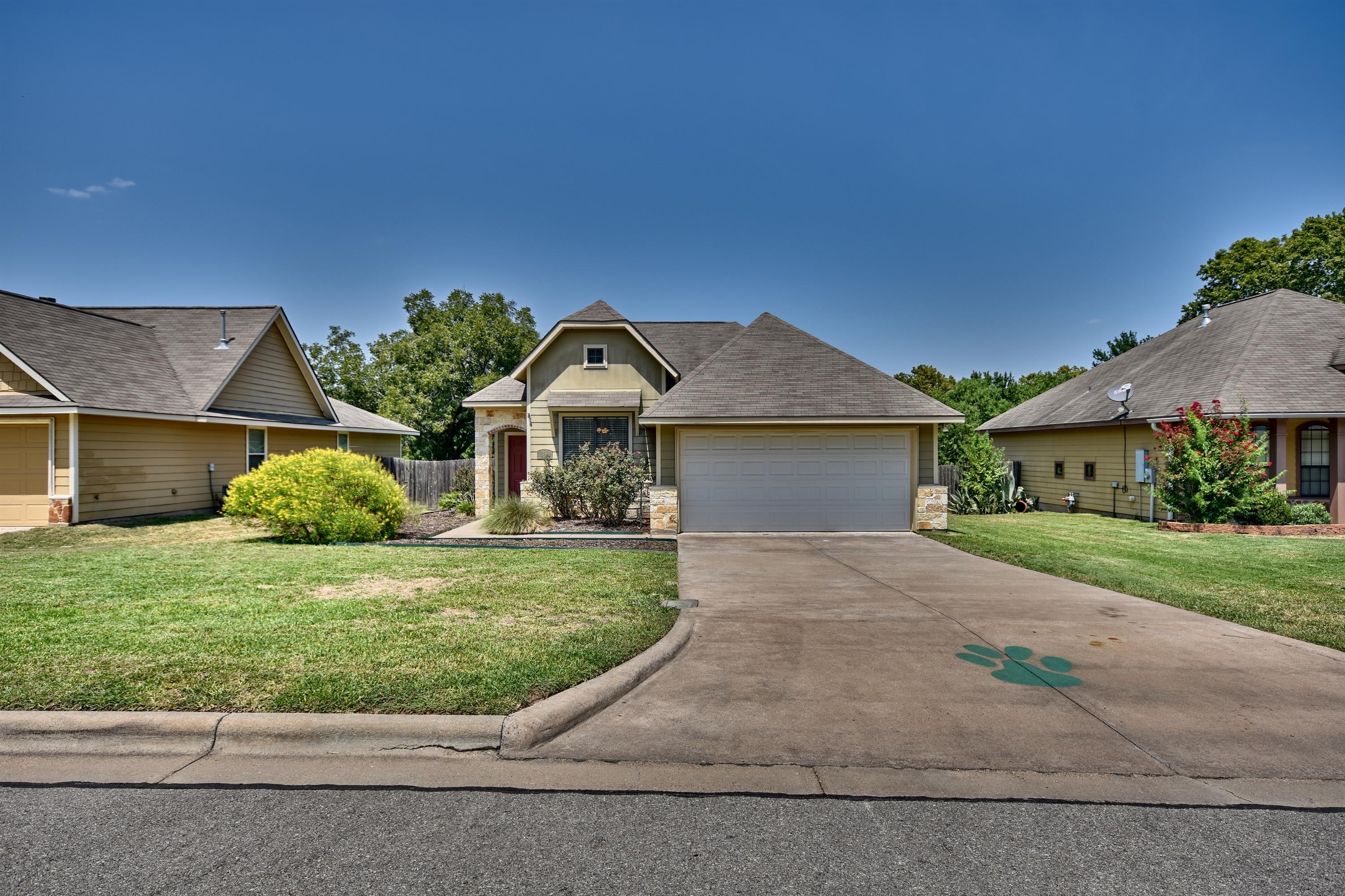 201 Ava Drive – photo 1