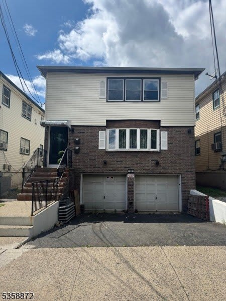 39 STECHER ST UNIT 2 – photo 1