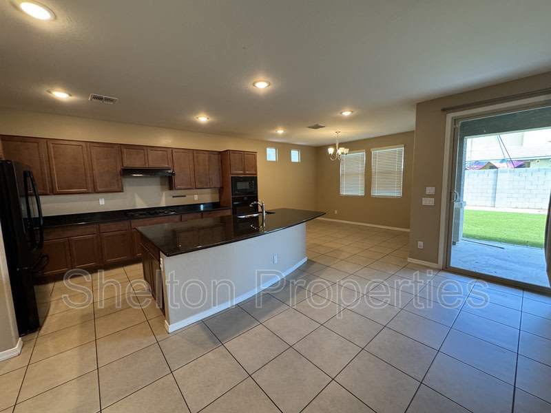 15062 W Portland St – photo 5