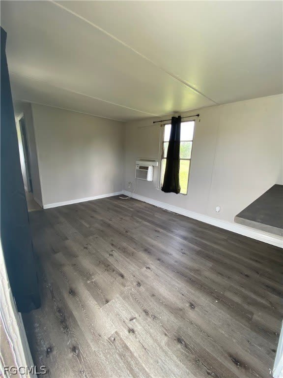8086 Heck Drive – photo 3