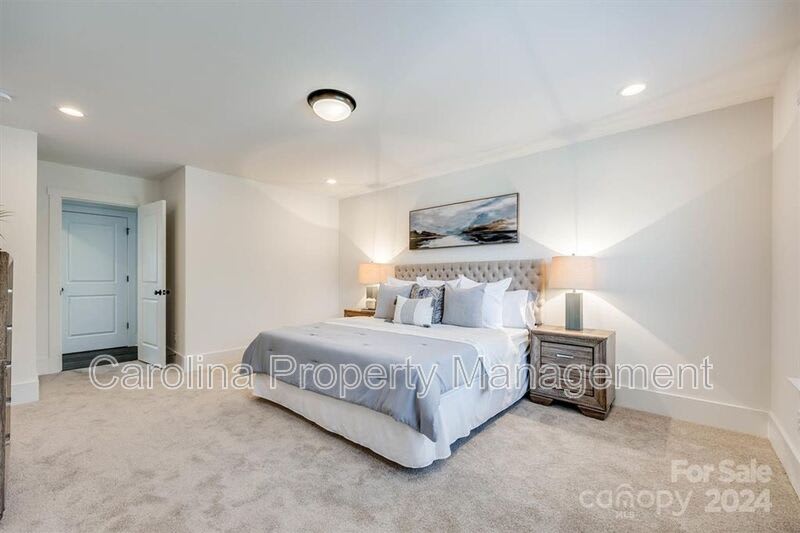 1241 Eastway Dr – photo 4