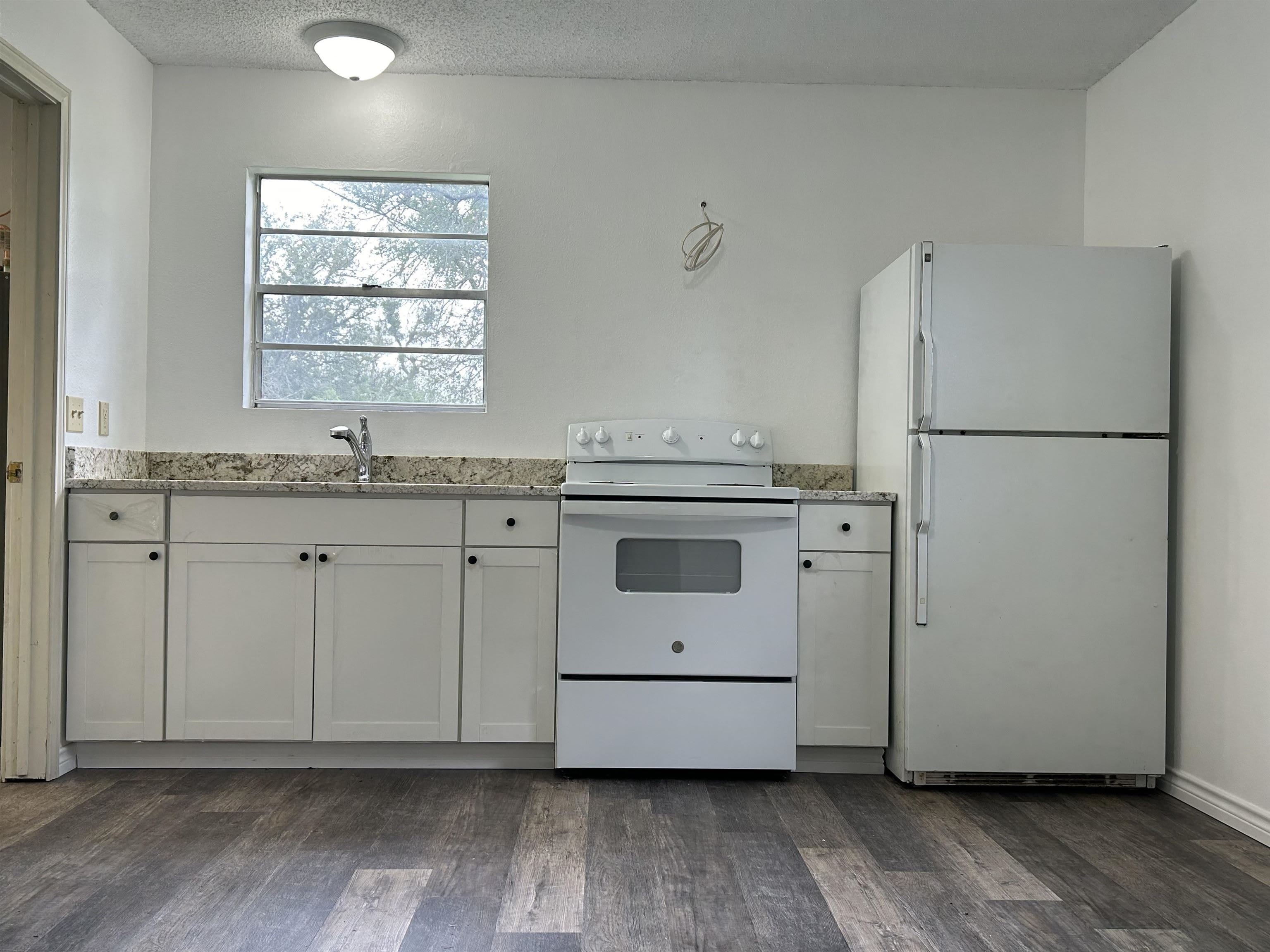 2001 King Road – photo 3