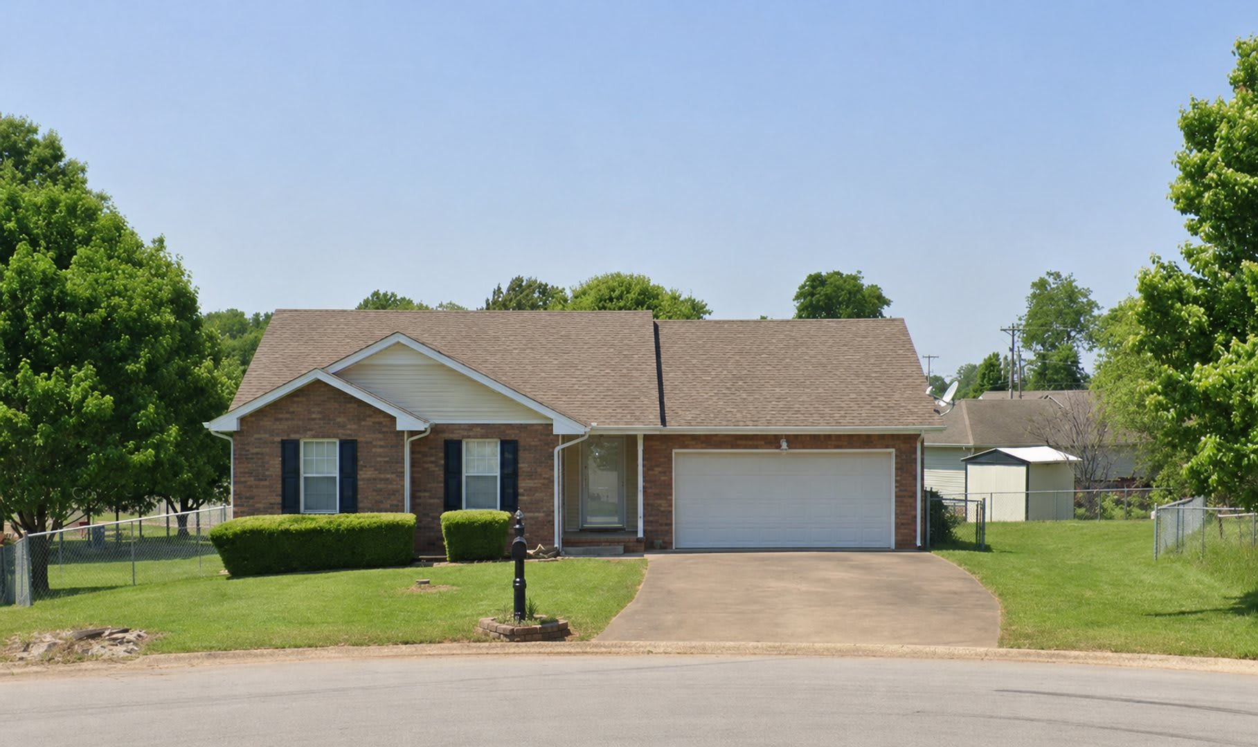 3 Bedroom 2 Bath Home For Rent Near Post! – photo 1