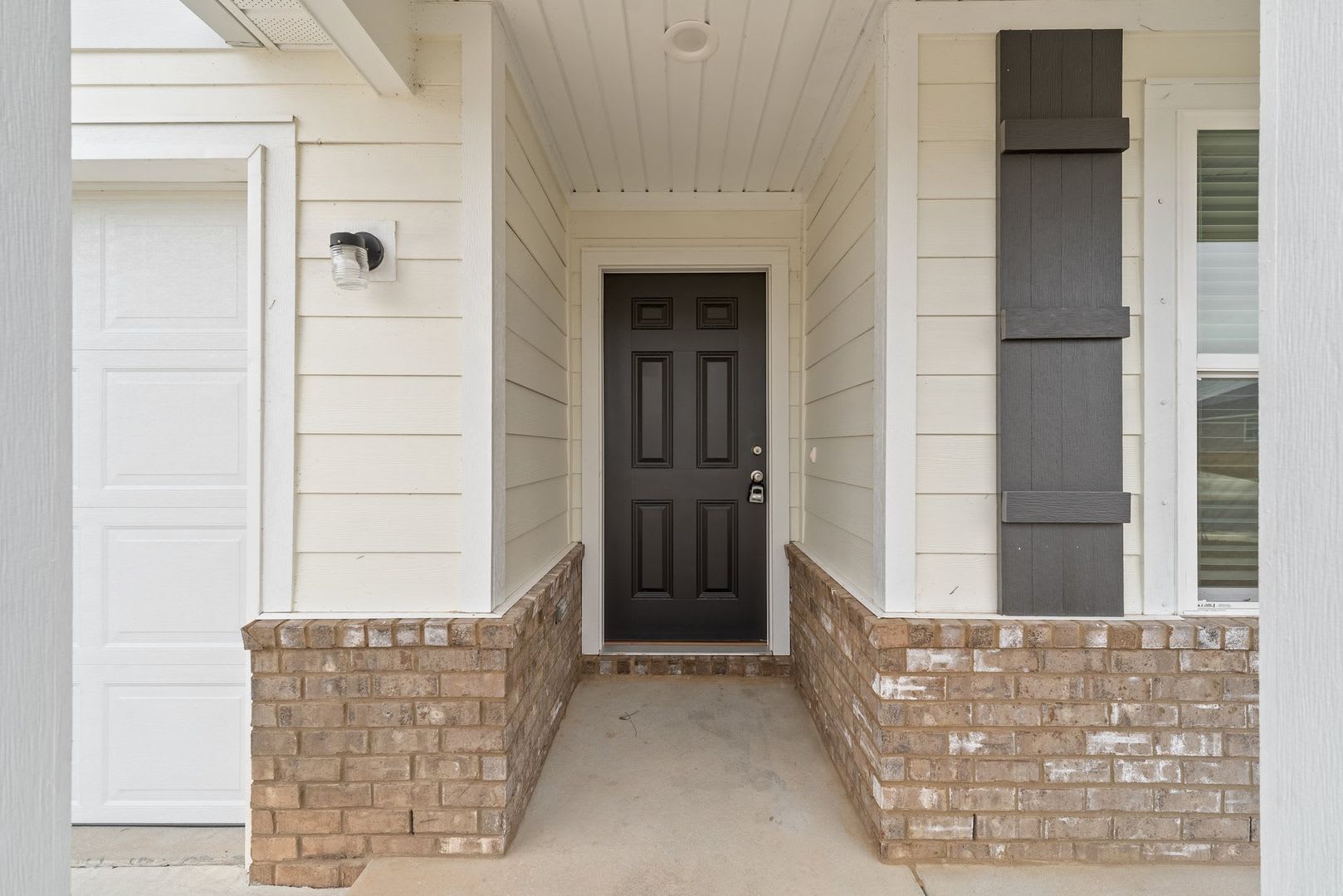664 Whispering Creek Ave – photo 2