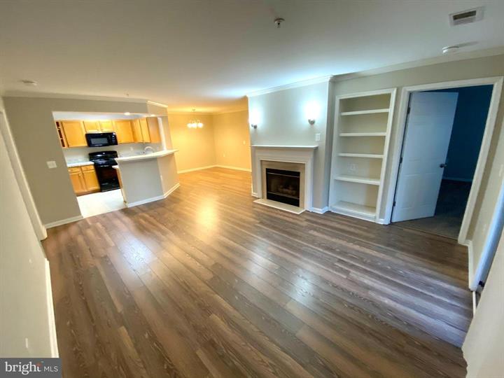 18003 Cloppers Mill Terrace – photo 3