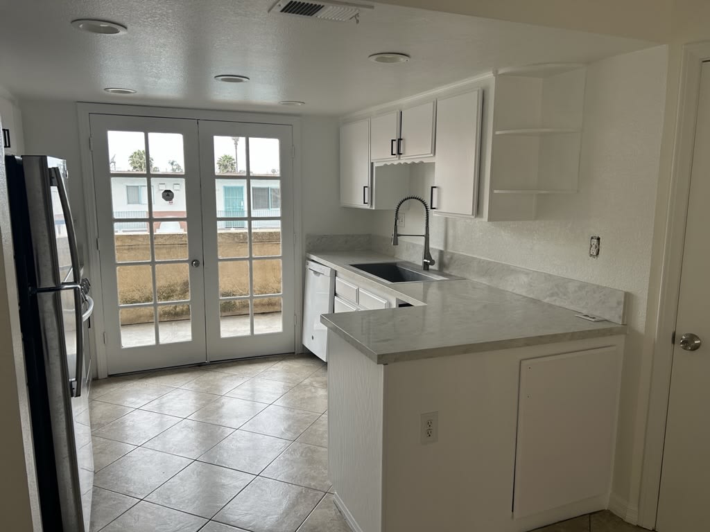 575 E Street – photo 3