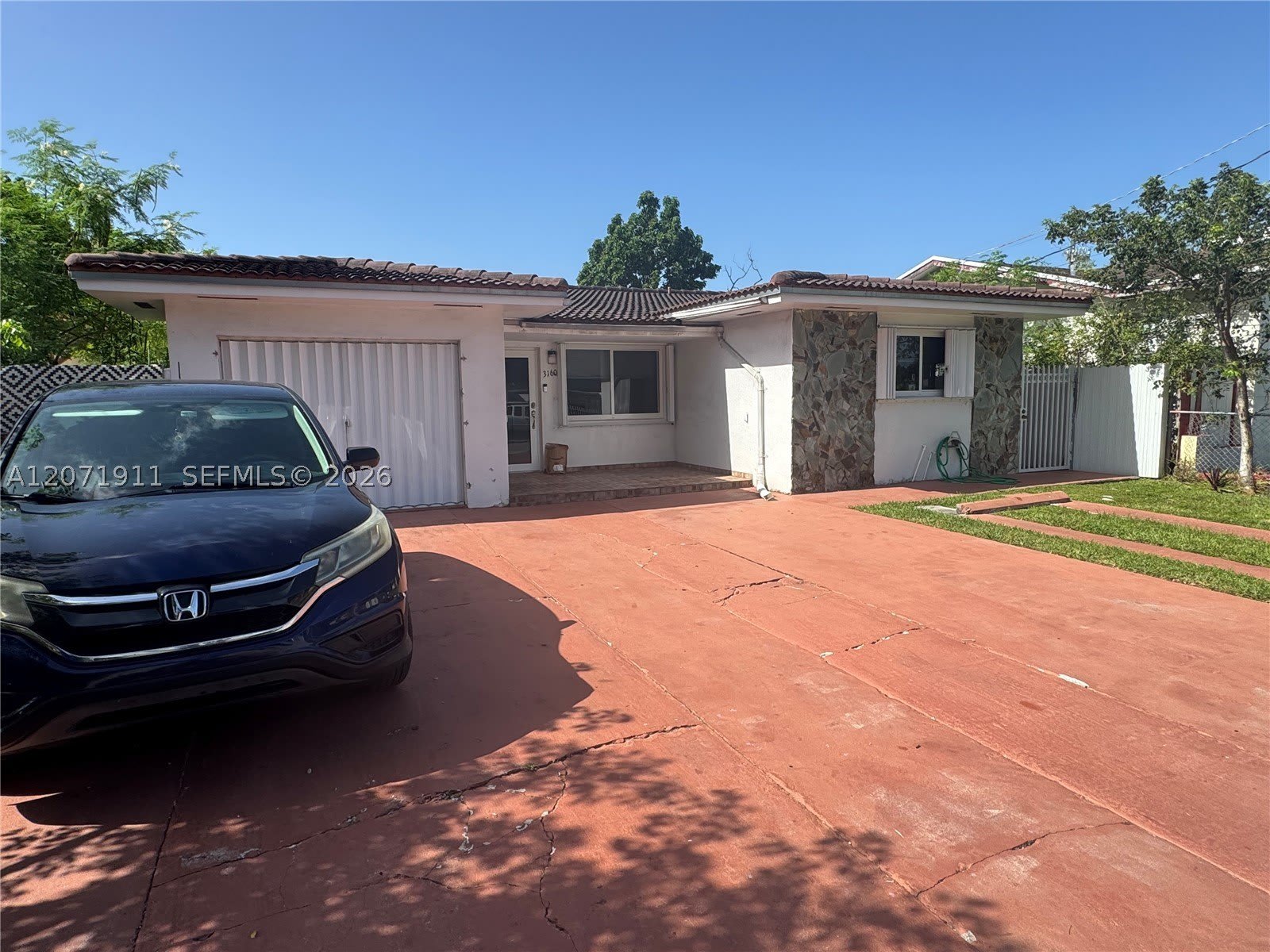 3160 NW 3rd St – photo 4