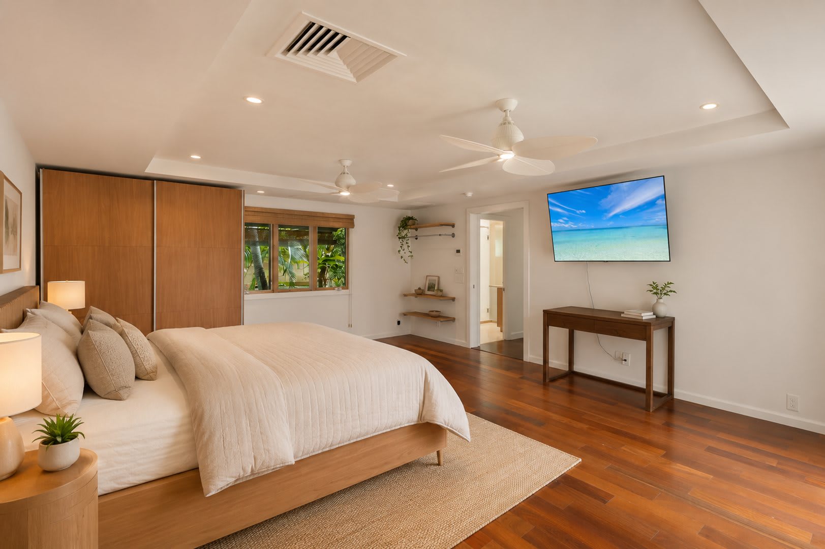 Kai Nani Living Poolside Privacy Across From Waialae Country Club – photo 5