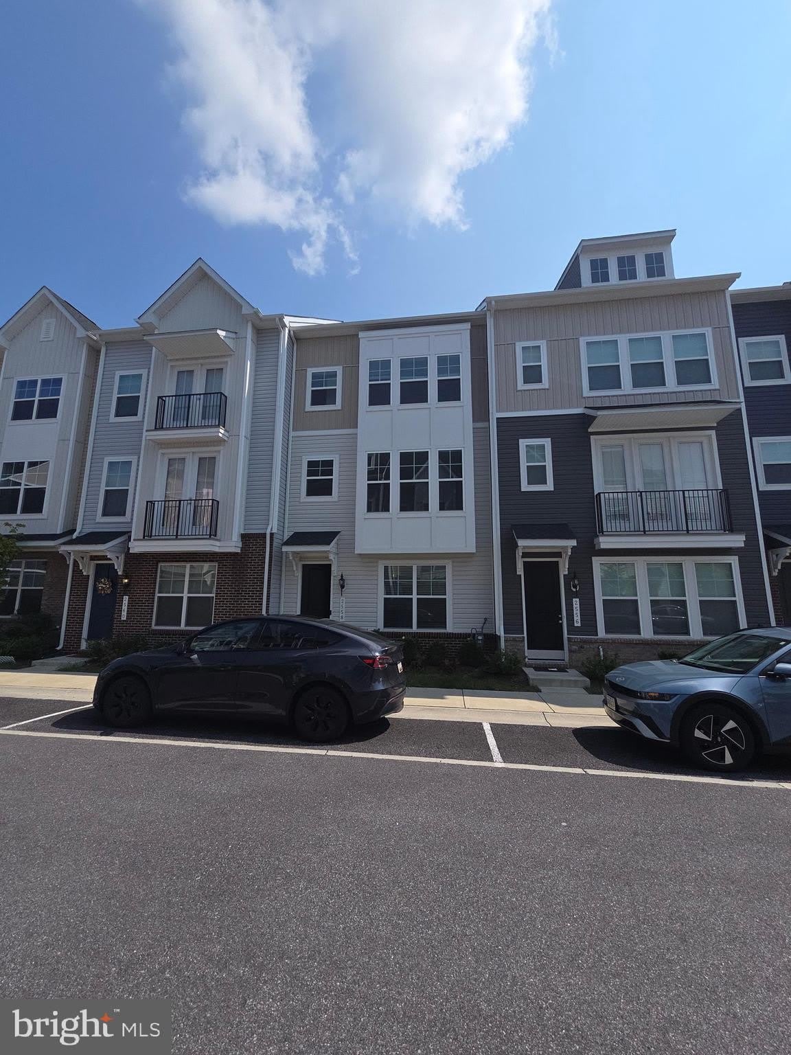 2558 HOPTON Lane – photo 1