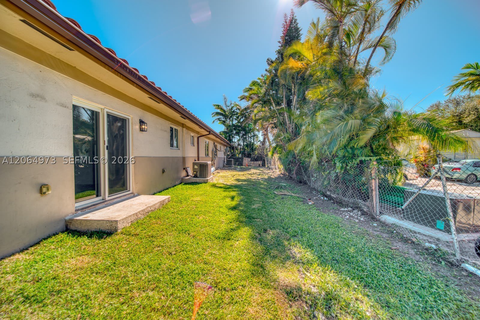 14708 NE 7th Ave – photo 3