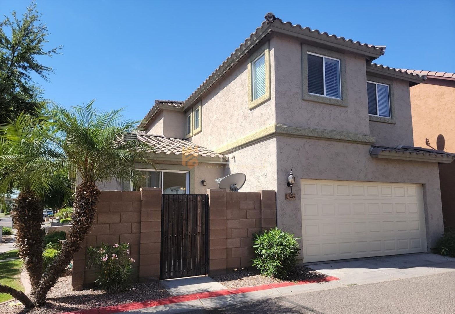 3 Bedroom 2 5 Bathroom Home Available Now – photo 2
