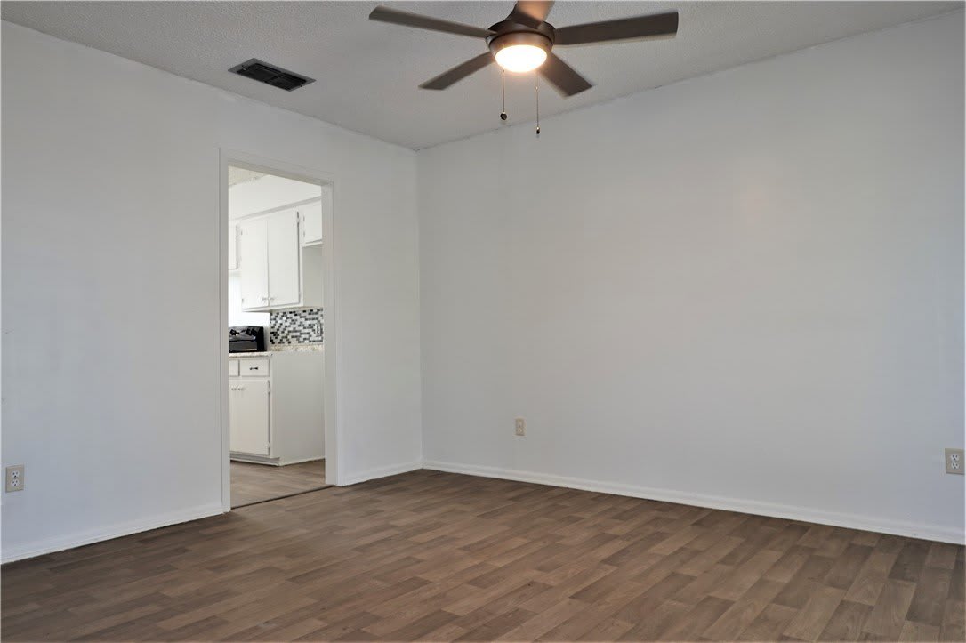 1028 Starlite Drive – photo 4