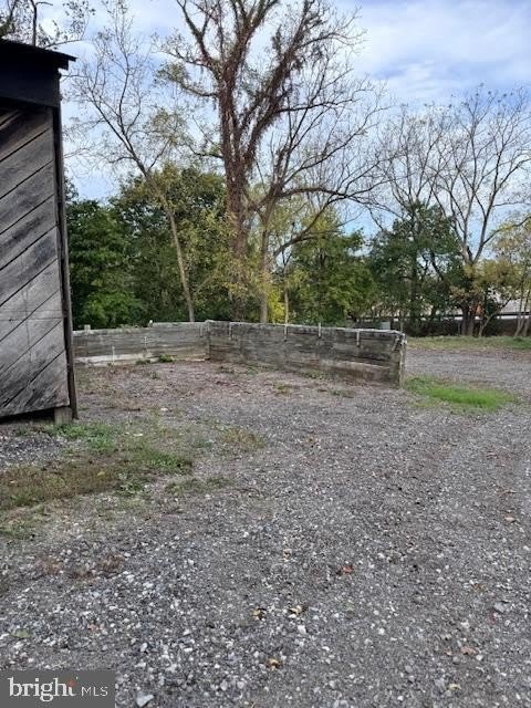 1050 PIKE SPRINGS RD #BARN – photo 4