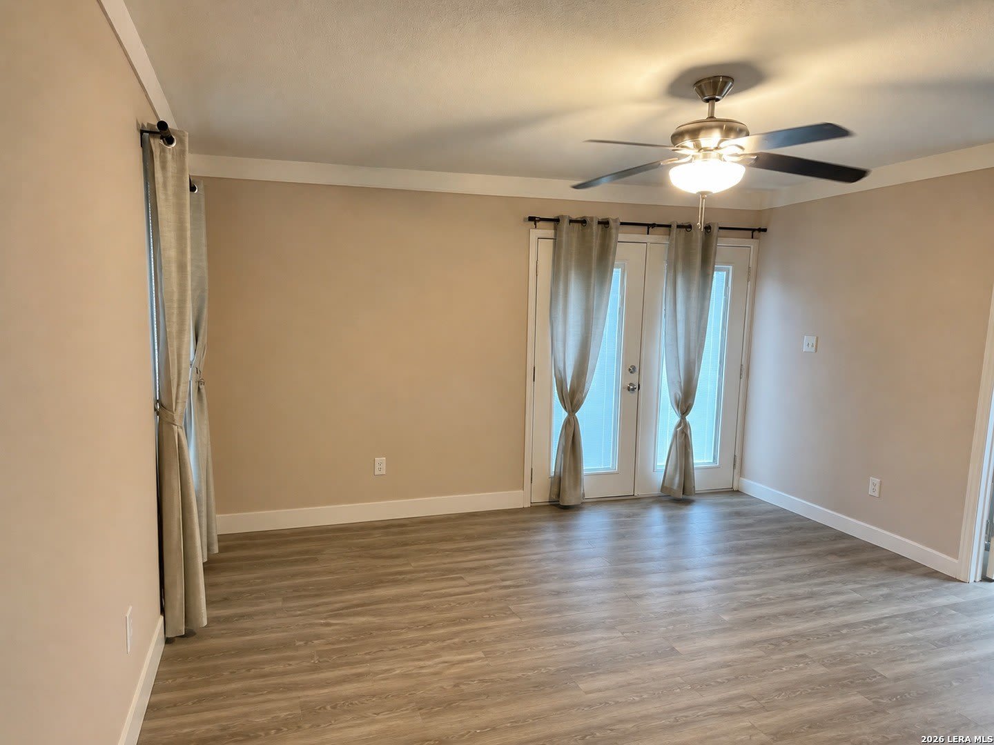 118 N Stonegate – photo 4