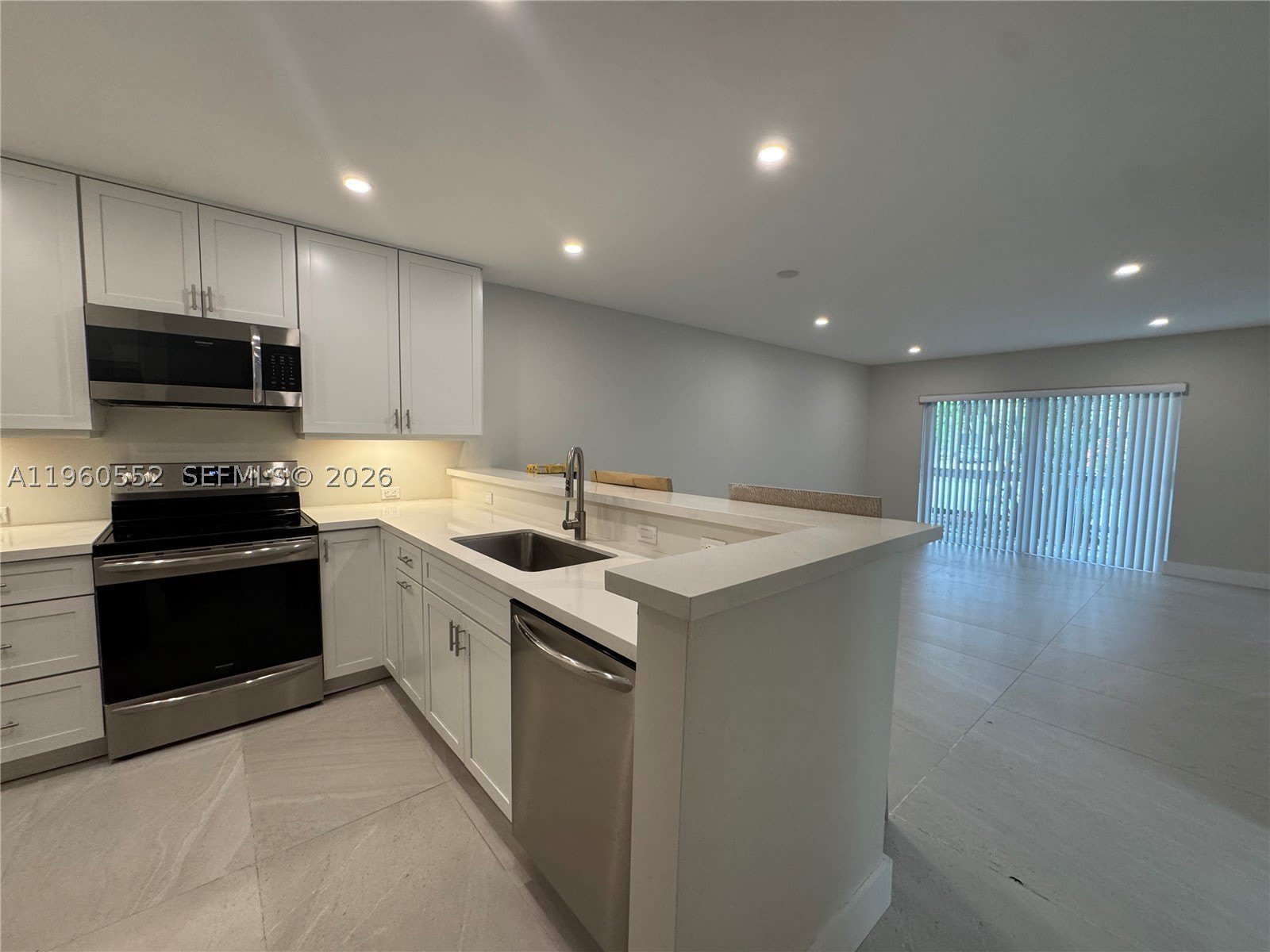 7810 Camino Real – photo 2
