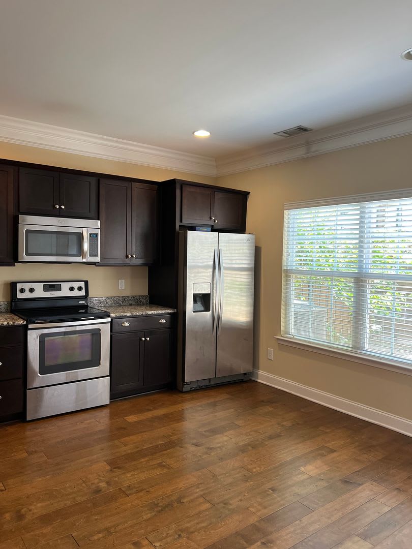 3 bedroom/2.5 Bathroom Sugar Valley Townhome – photo 3