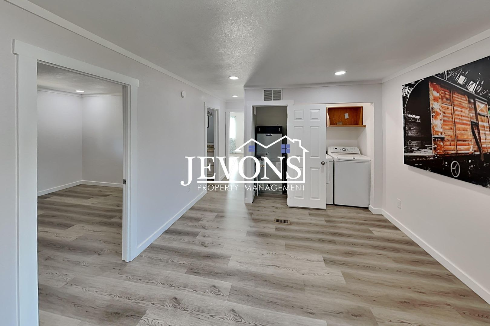 Spacious 4BR/3BA Home in Yakima with Bonus Room/Office – photo 5