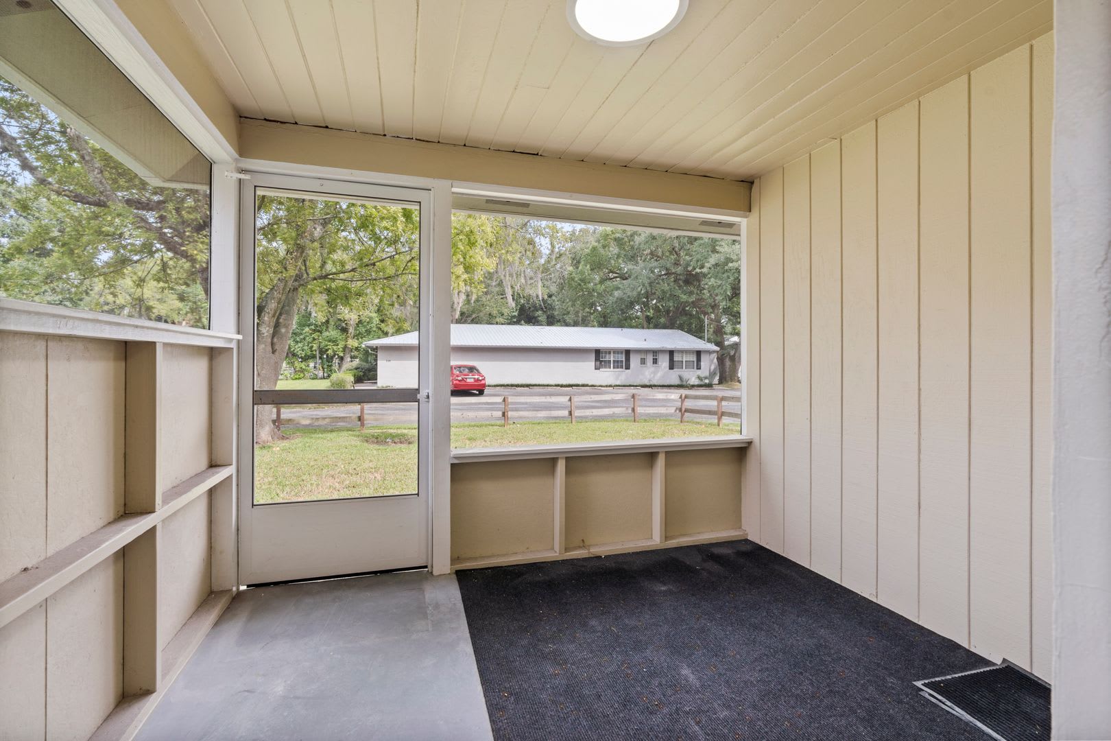 RENOVATED Riverside/ Murray Hill Unit for Rent! – photo 3