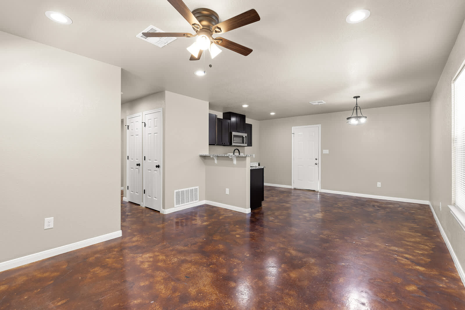 3200 North 17th Street – photo 2