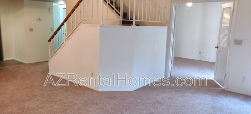 819 N College Ave – photo 4
