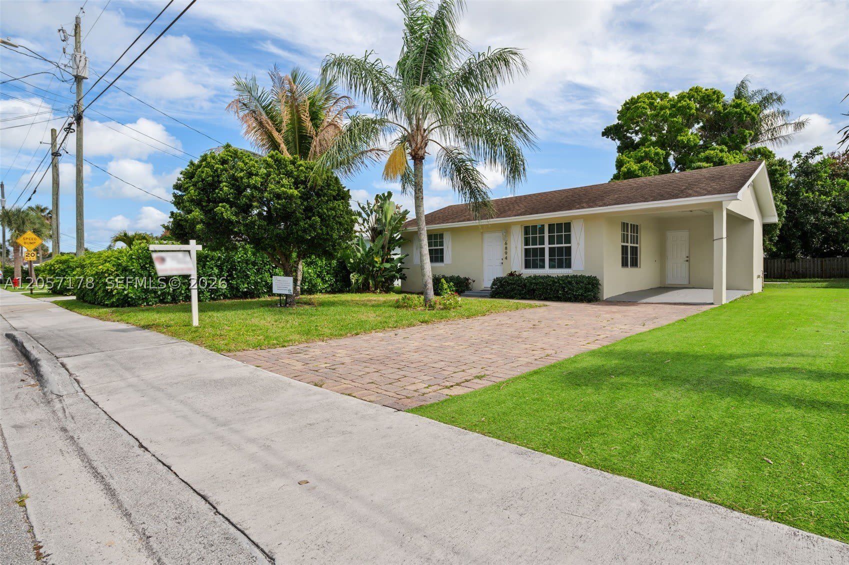 6894 3rd St – photo 5