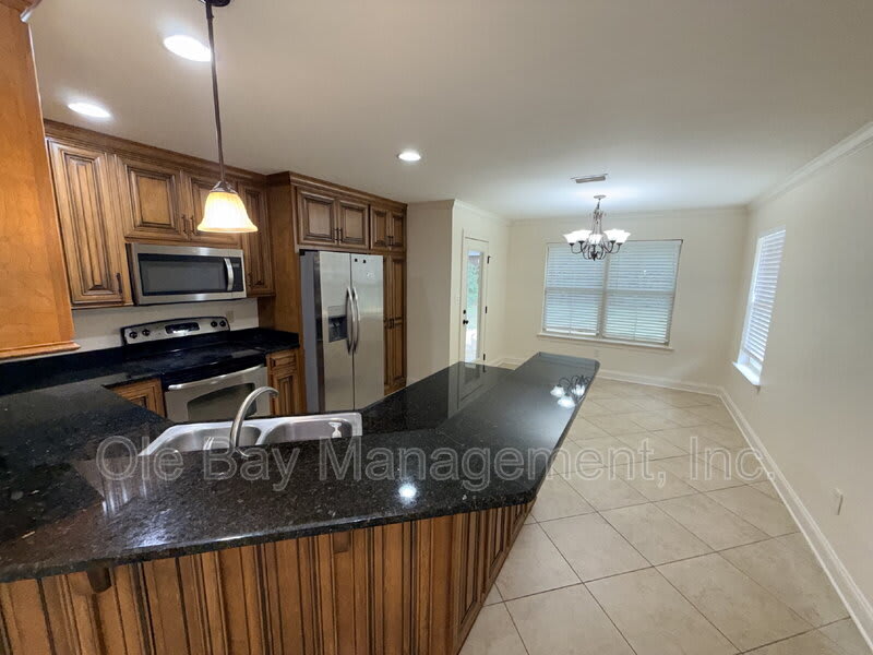 18 Breydon Ct – photo 4
