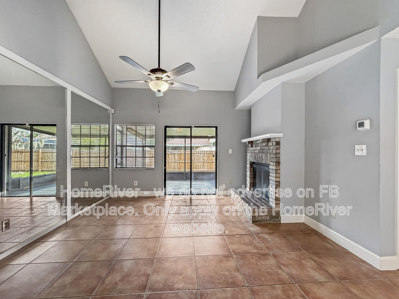 9561 Sundance Ct – photo 2