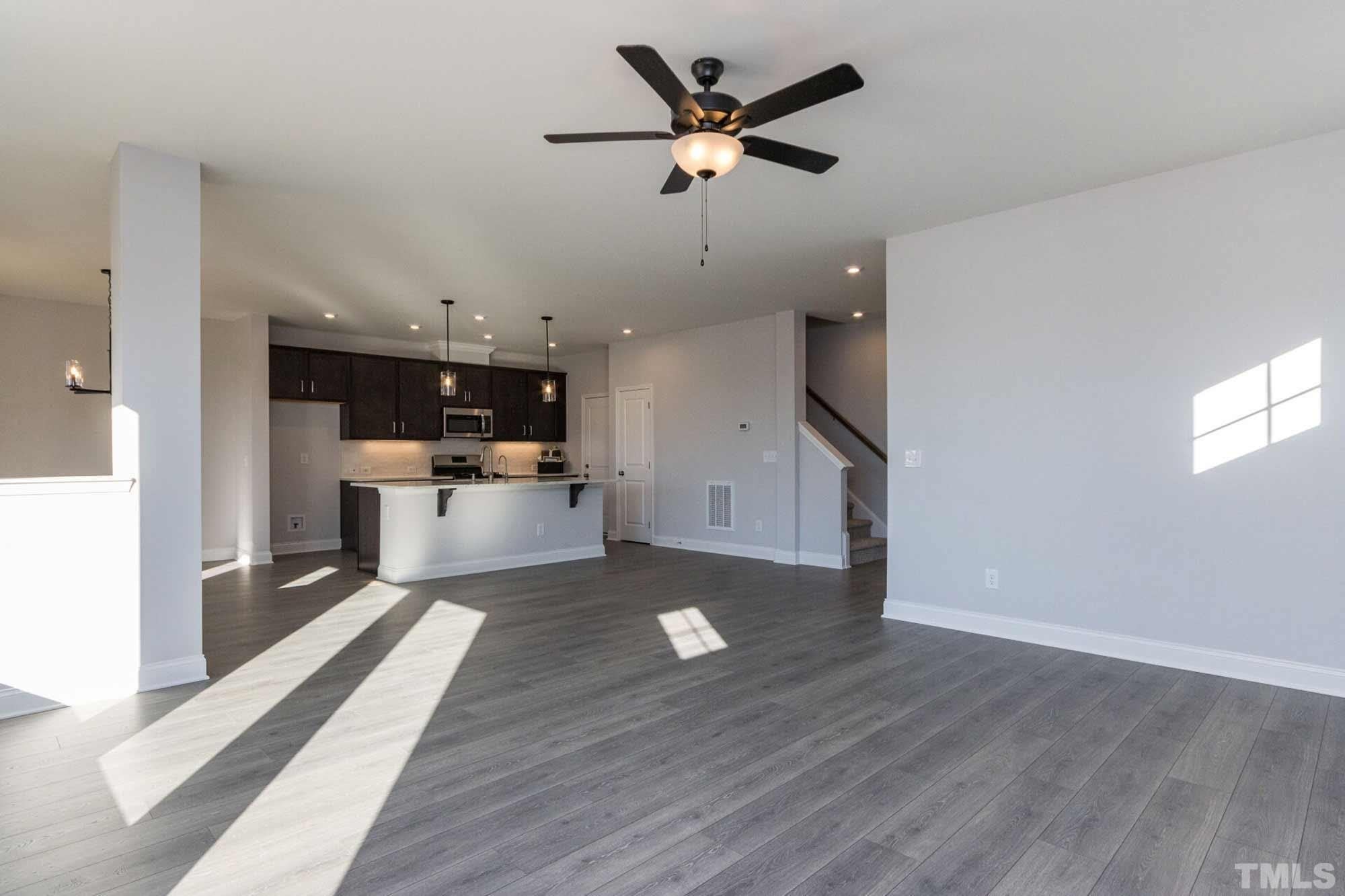 124 Plenty Court – photo 3