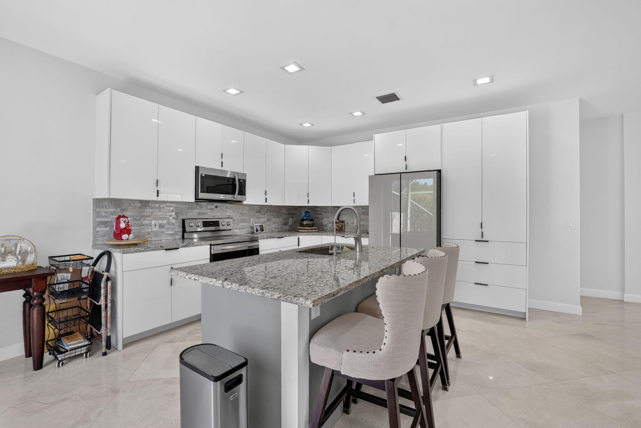 5040 HERON Place – photo 3