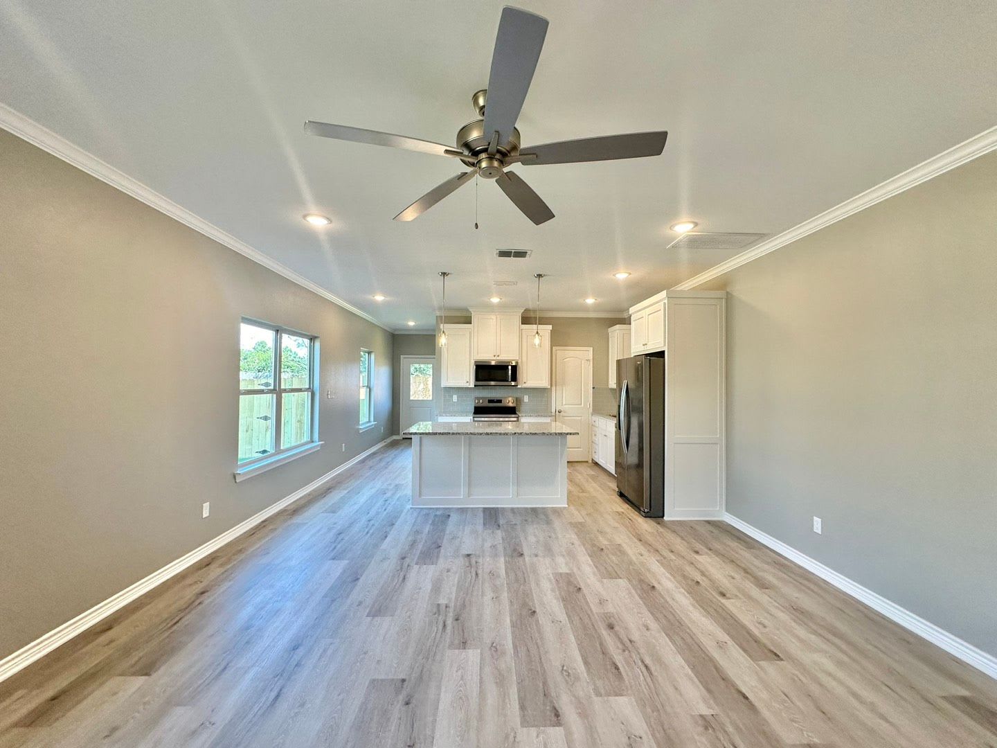 3 Bedroom 2.5 Bathroom Townhomes at Villa Rosa! – photo 5