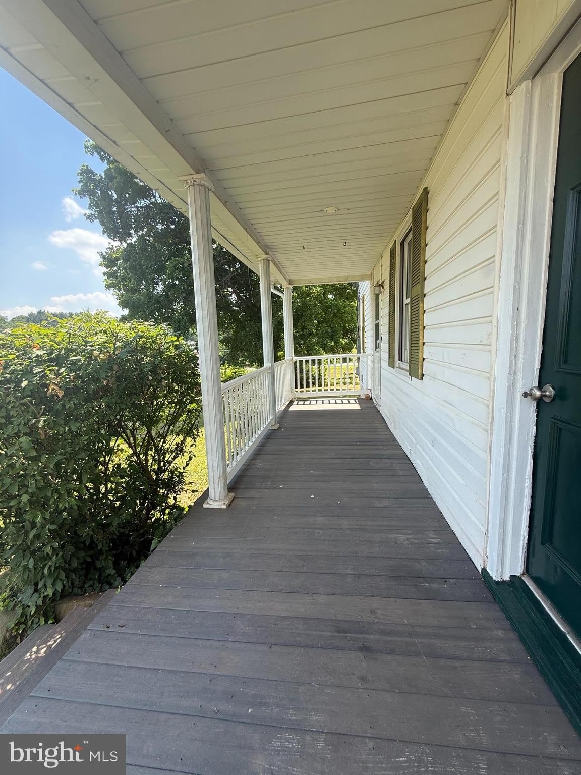 1001 SCHOOL HOUSE Lane – photo 5