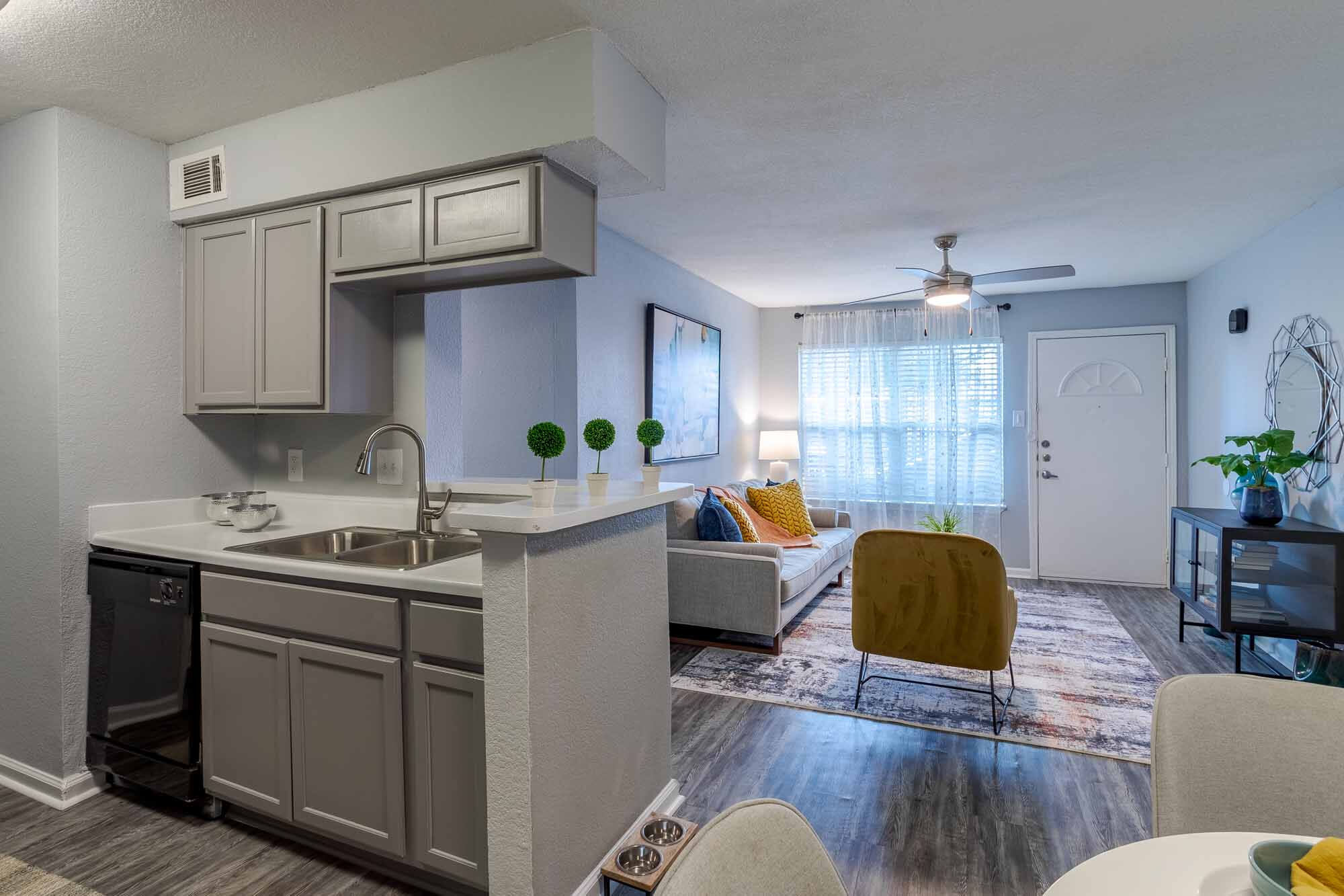 Baystone Apartments – photo 4