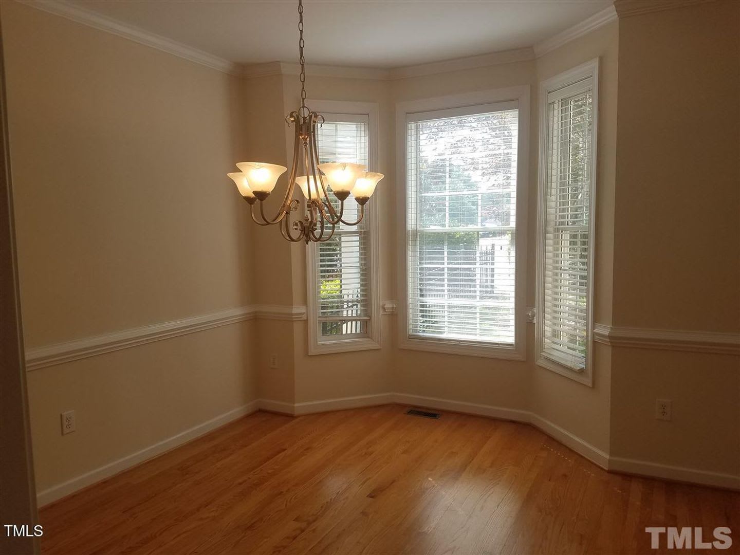6922 Ray Road – photo 5