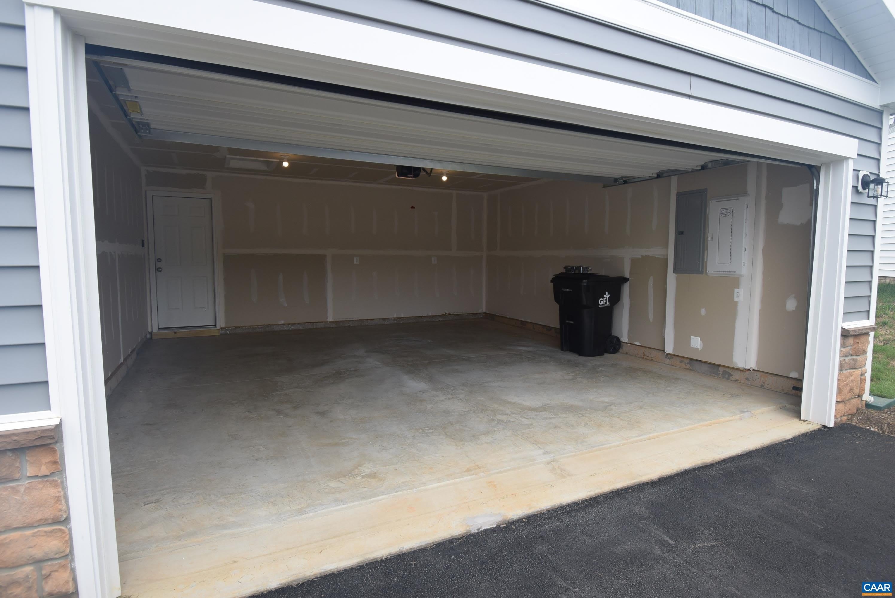 34 Diana Ct – photo 4