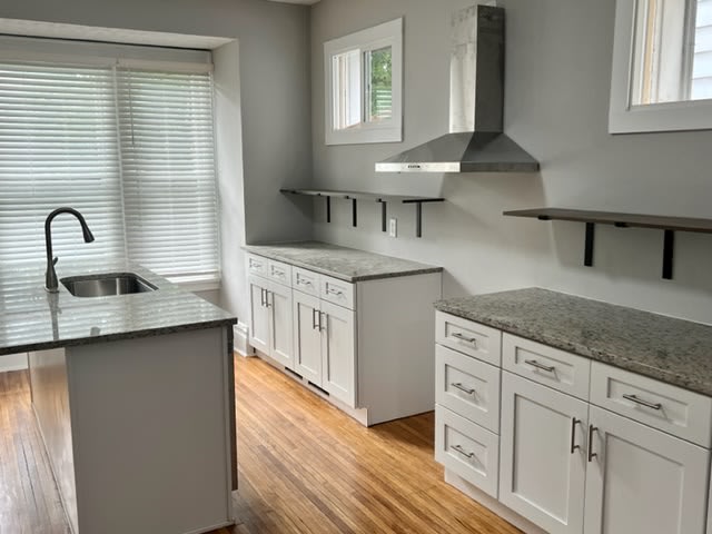 770 Linwood Ave – photo 2
