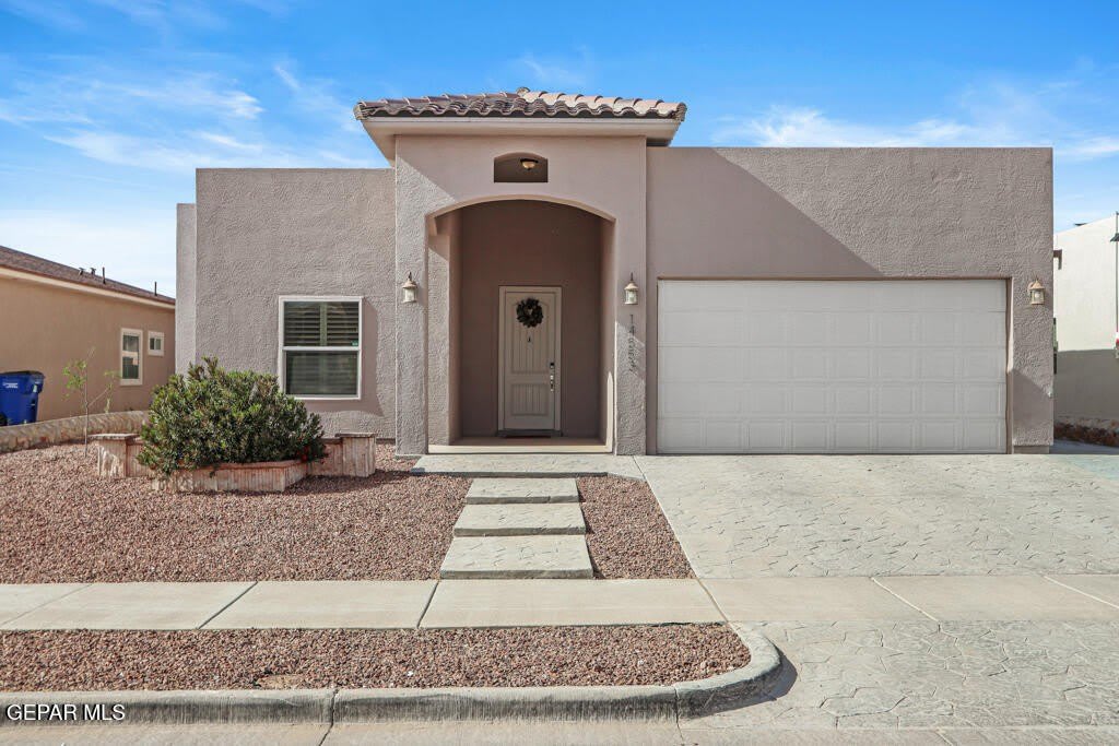 14553 HUNTERS GROVE Avenue – photo 3