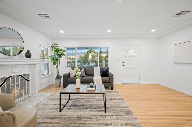 15445 W Archwood St – photo 5