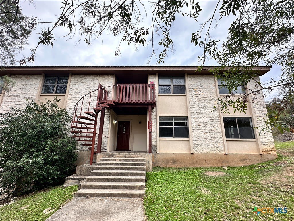 906 N Lbj Drive – photo 1