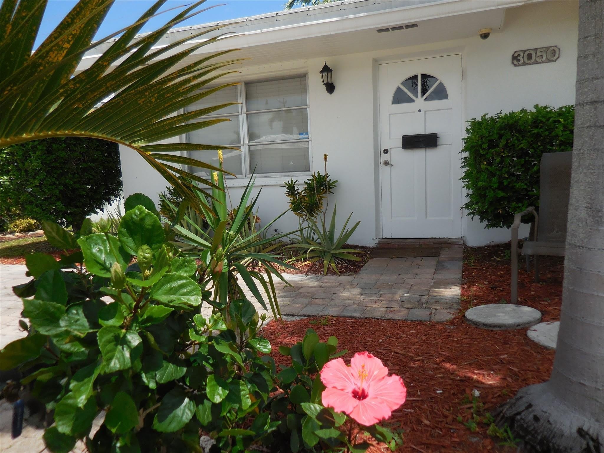 3050 NW 1st Avenue – photo 1