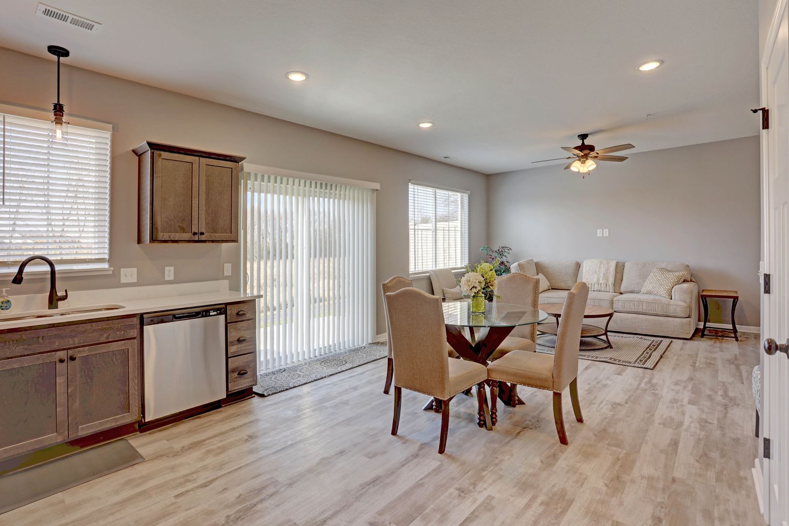 New Willow Cascades Townhomes – photo 1