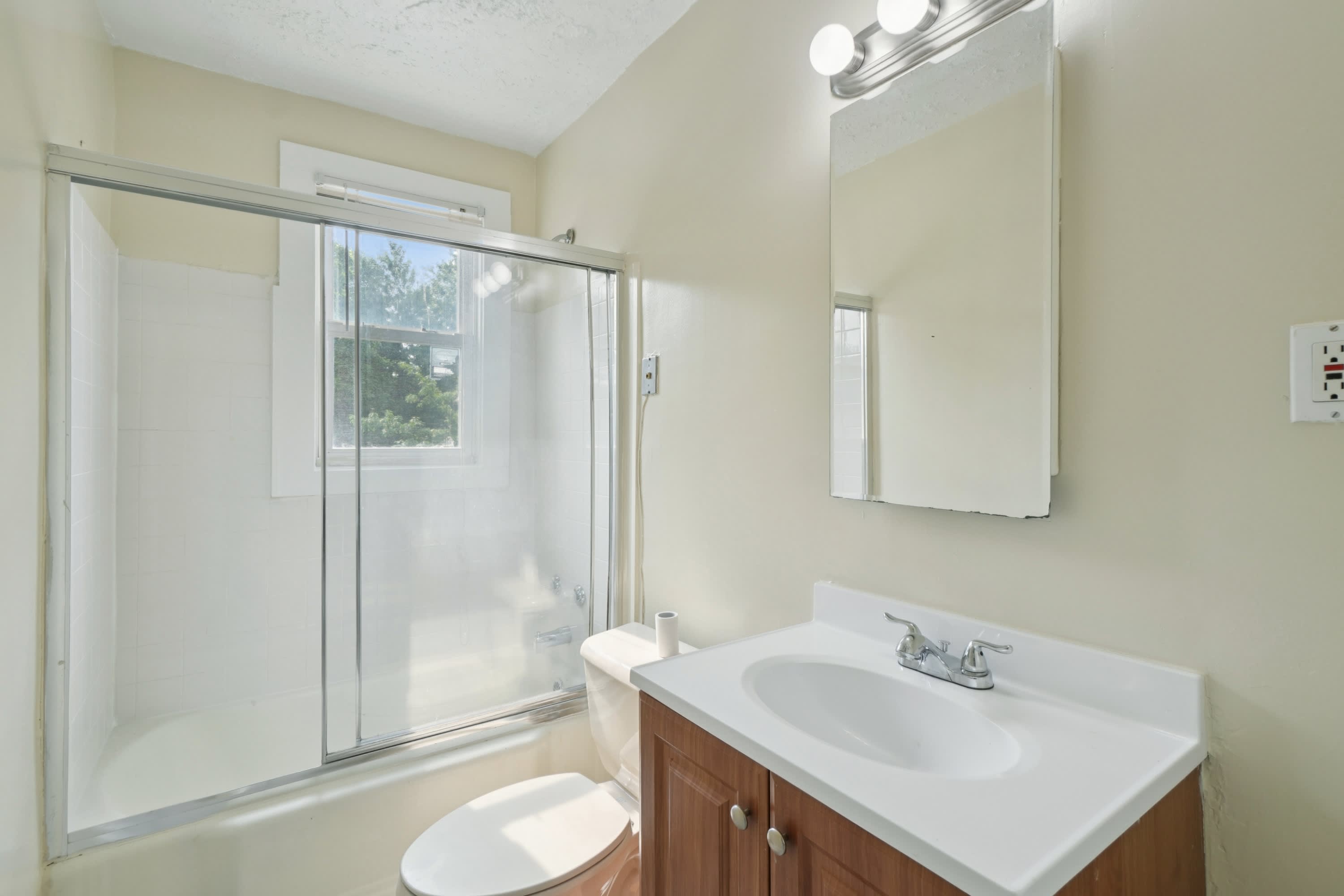 7309 Hopkins Avenue – photo 2