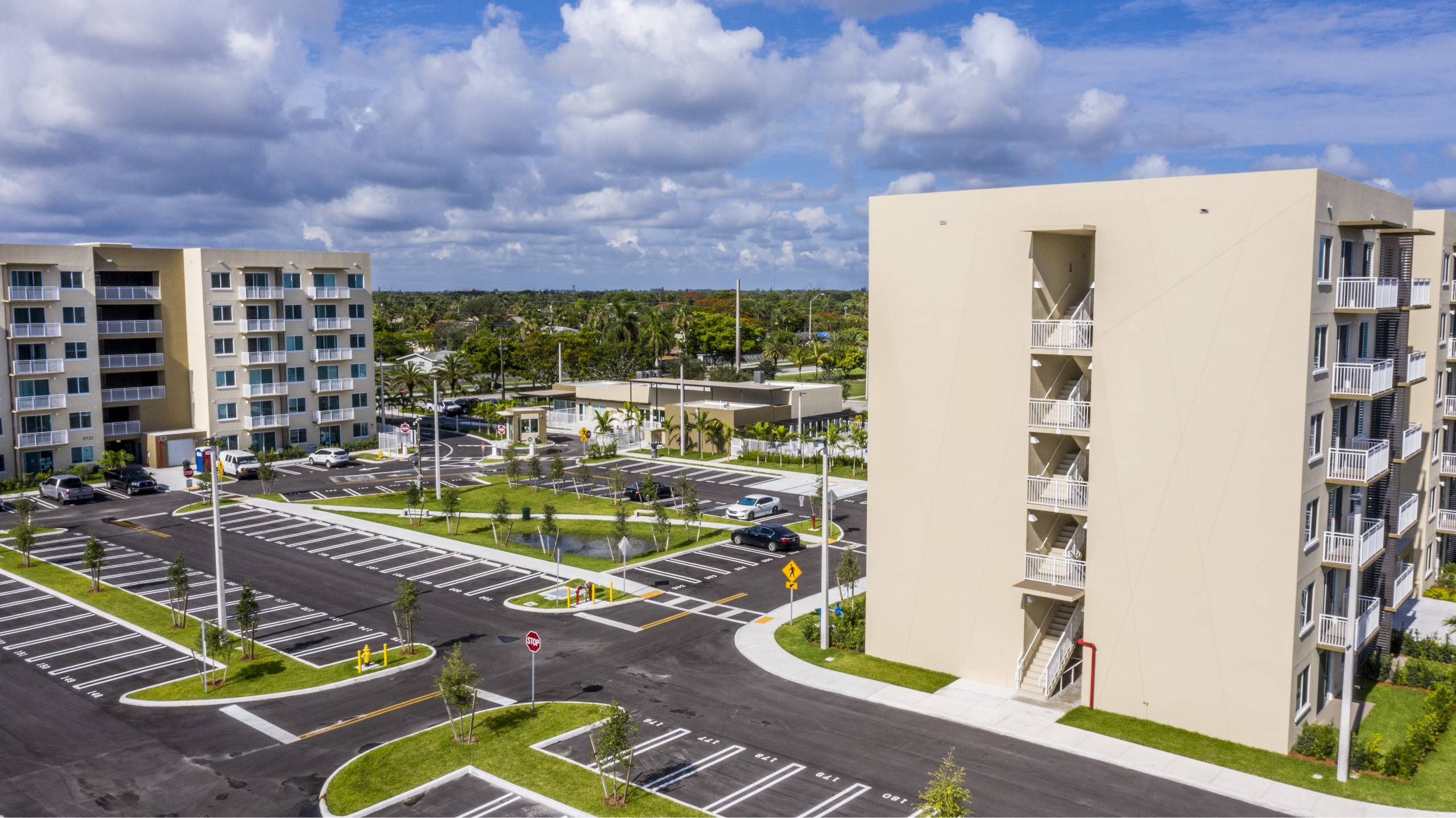 Village at Coral Reef – photo 2