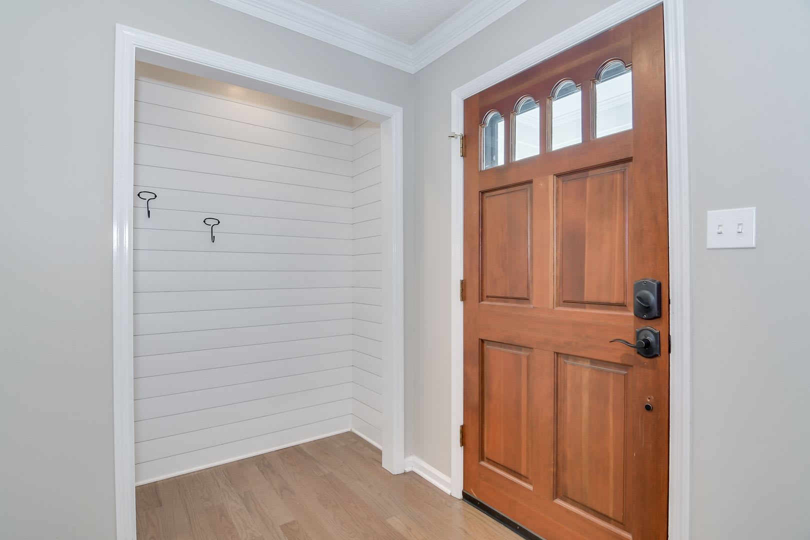 Beautiful Ranch In Montclair – photo 4